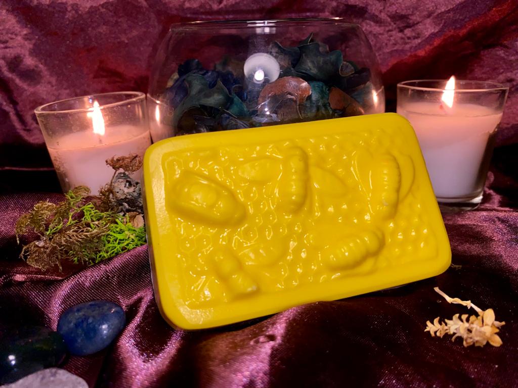 Aura soap