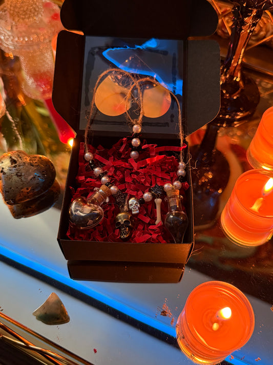Witches Ward Chain